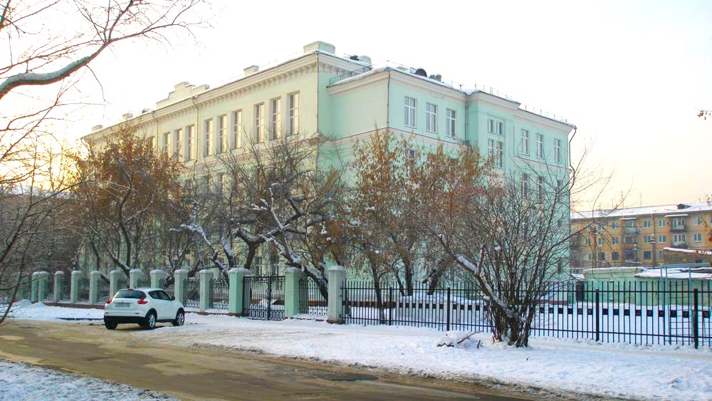 Фотография школы.